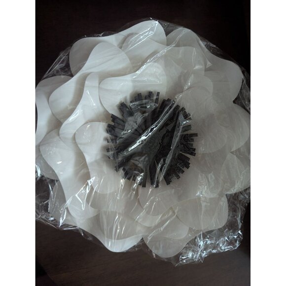 Handcrafted Giant Paper Flowers Set Of 4 - Decorative Wall Hangings - Picture 2 of 5